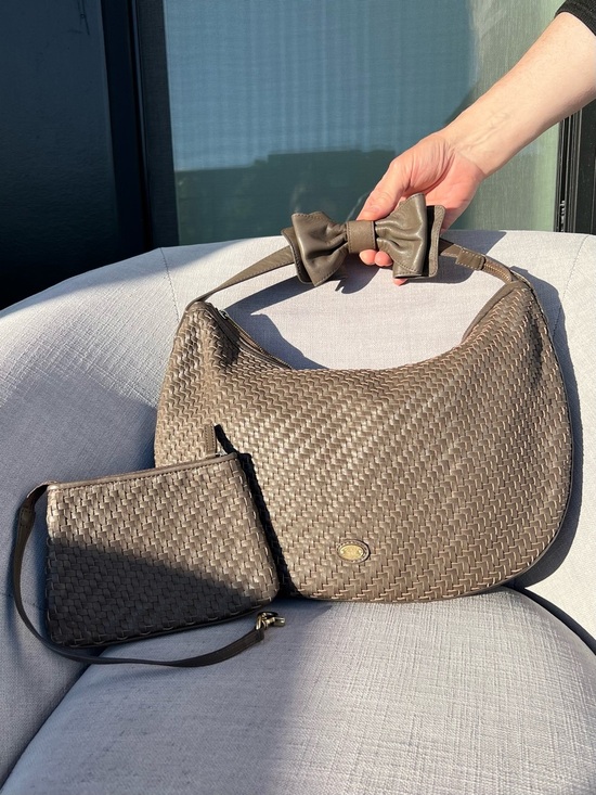 Armani Collezioni Handbags - Authentic ARMANI COLLEZIONI Brown Leather Shoulder Bag Woven